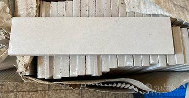 Mattonelle in ceramica beige 5×20 cm - stock