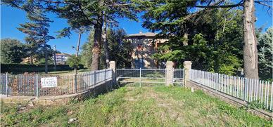 GUALDO CATTANEO - SAN TERENZIANO: CASA SINGOLA CON
