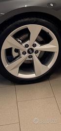 Set completo Cerchi in lega da 18  Audi