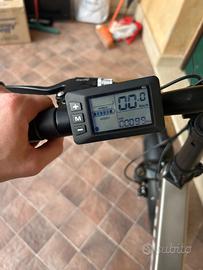 Bici elettrica nilox x10 soltanto 100km