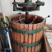 Torchio manuale per uva. PREZZO TRATTABILE