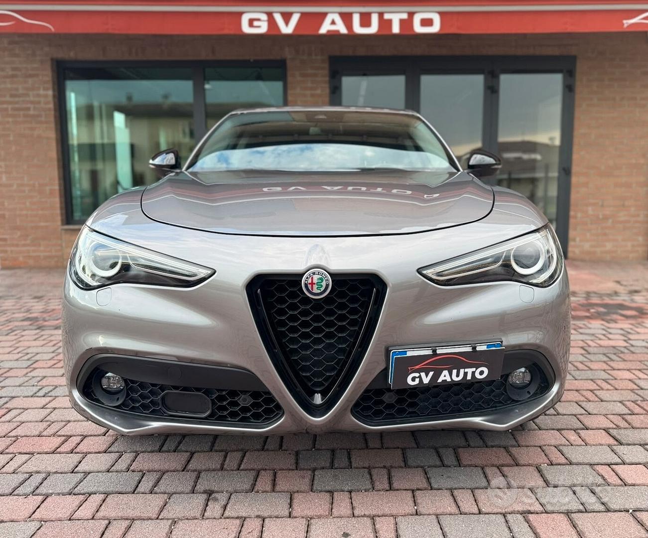Alfa Romeo Stelvio 2018 photo 2