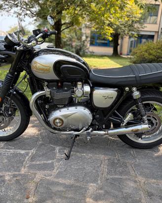 Triumph Bonneville T120 ICON 2026