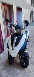 Piaggio MP3 300 cc perfetto!