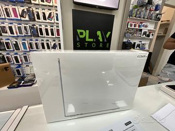 Mac book air m2 8-256