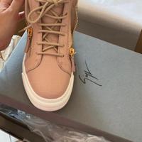 Giuseppe zanotti nuove