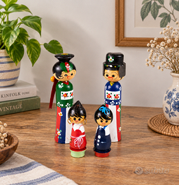 Famiglia Kokeshi coreane anni '60 4 bambole