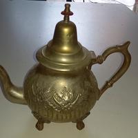 Teiera marocchina vintage in ottone,