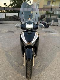 Honda SH 300