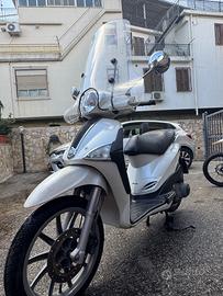 Scooter Liberty 125