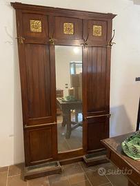 Appendi abiti con specchio d’epoca