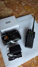MOTOROLA DP3601 GPS UHF ricetrasmettitore