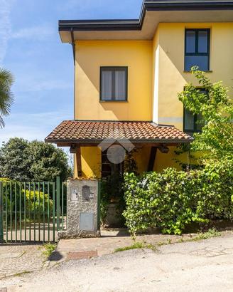 VILLA SINGOLA A MISSAGLIA