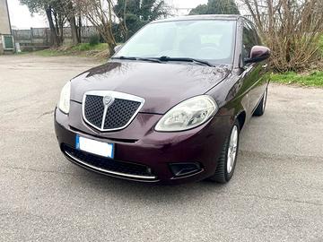 Lancia Ypsilon 1.4 Oro Ecochic GPL per Neopatentat
