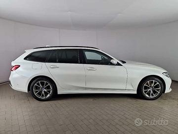 BMW 320 xDrive MH48V Sport Touring aut.