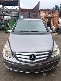 RICAMBI MERCEDES CLASSE B 2.0 DIESEL ANNO:2008
