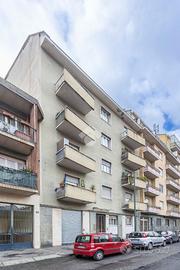2 LOCALI A TORINO