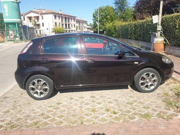 FIAT Grande Punto - 2012