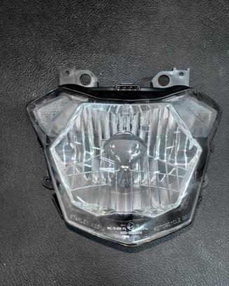 Faro Kawasaki Z650