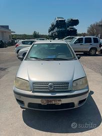 RICAMBI AUTO FIAT PUNTO 2009 FANALONE