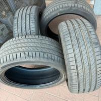 Gomme 225/40/18 nuove