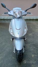 Scooter Piaggio Fly 50 _ benzina