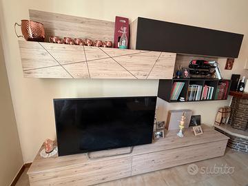 Parete attrezzata lunga 3 metri