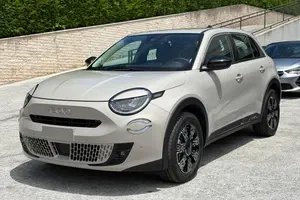 FIAT 600 Hybrid 145 CV DCT MHEV Icon