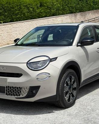 FIAT 600 Hybrid 145 CV DCT MHEV Icon
