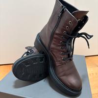 Tosca Blu Anfibi in pelle 36