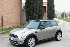 MINI COOPER D 1.6 Turbodiesel - Eccellente!