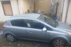 opel corsa 2010 gpl