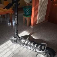 Monopattino Scrambler Ducati