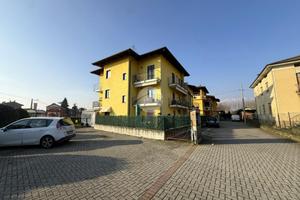 4 LOCALI A ALBIANO D'IVREA