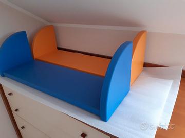 4 mensole colorate, fatte a mano