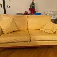 Coppia di divani sfoderabili, acquistabili da soli