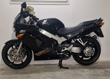 Honda VFR 800