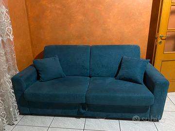 Divano letto matrimoniale con pouf contenitore