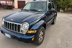 Jeep Cherokee 2.8  Automatica