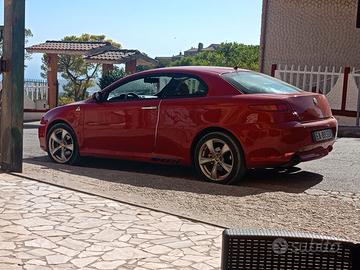 Auto Alfa Romeo GT