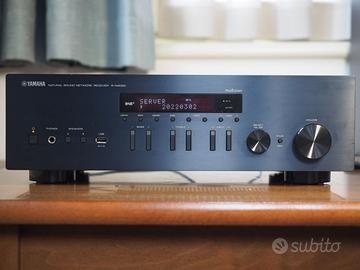 Yamaha Amplificator R-N402D