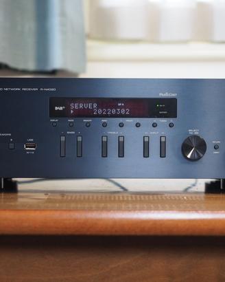 Yamaha Amplificator R-N402D
