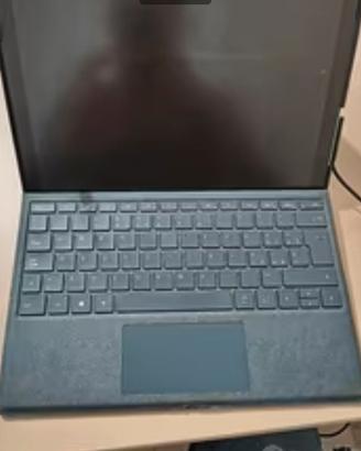 Surface Pro 7+ 128 GB e tastiera Alcantara grigia