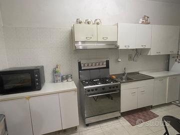 Mobili cucina + frigorifero + forno