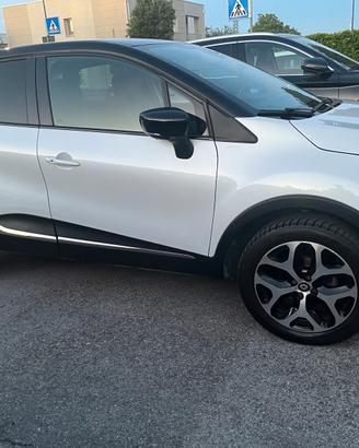 Renault captur NEOPATENTATI