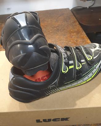 scarpe look carbon 