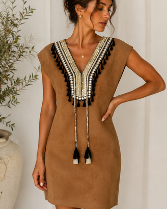 Vestito scamosciato Boho-Chic,  ricami-paillettes
