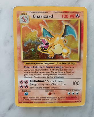 Carta Pokémon Charizard