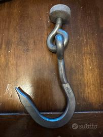 Gancio snodato per macelleria