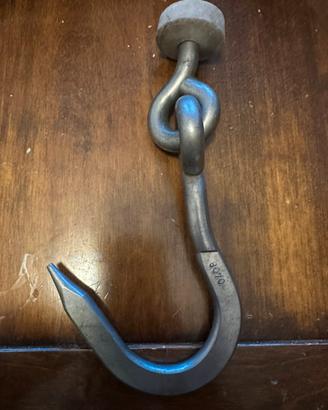 Gancio snodato per macelleria